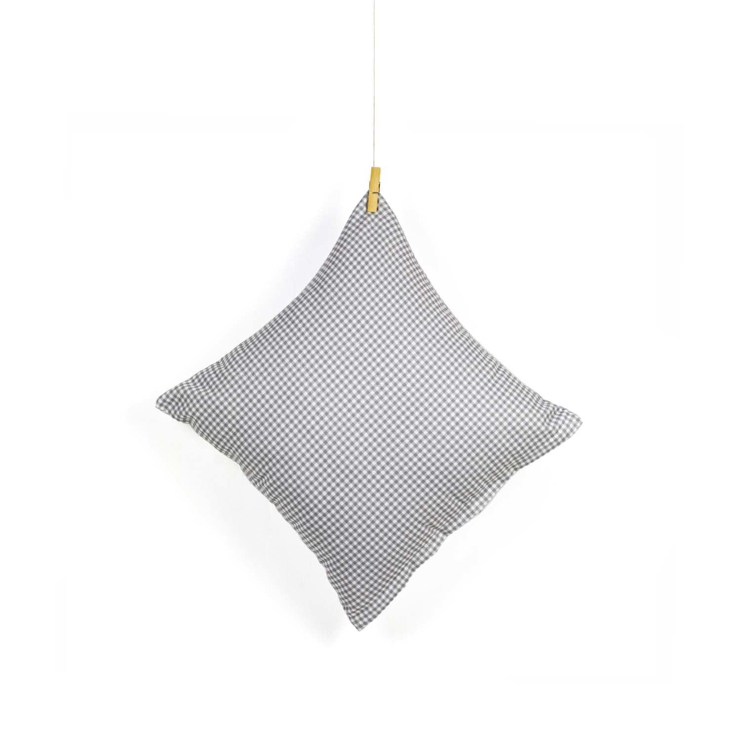 Ekoseli Kırlent Kılıfı