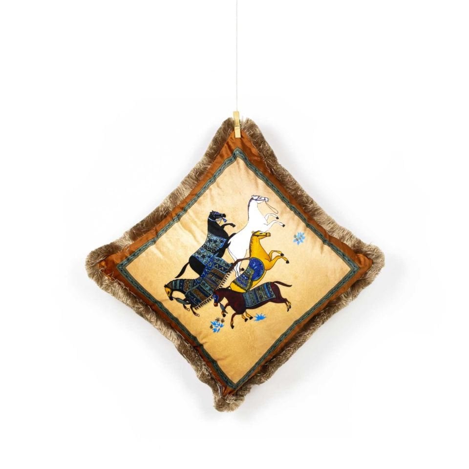 Adawall Dört Nala Kırlent Kılıfı