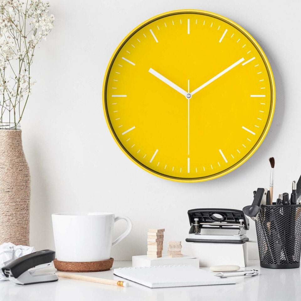 Minimalist Duvar Saati Sarı