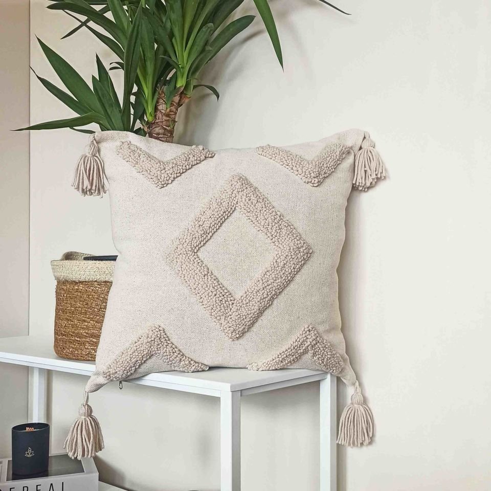 Baklava Punch Yastık Kılıfı Bej