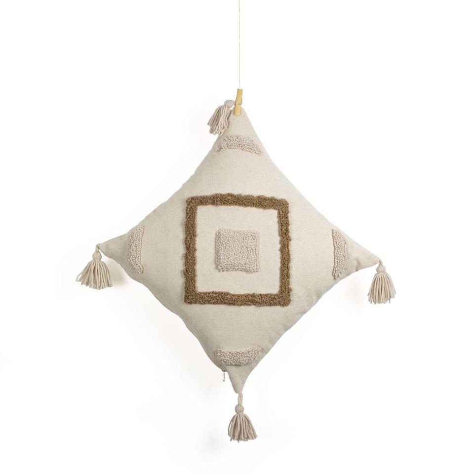 Kare Desenli Punch Yastık Kılıfı