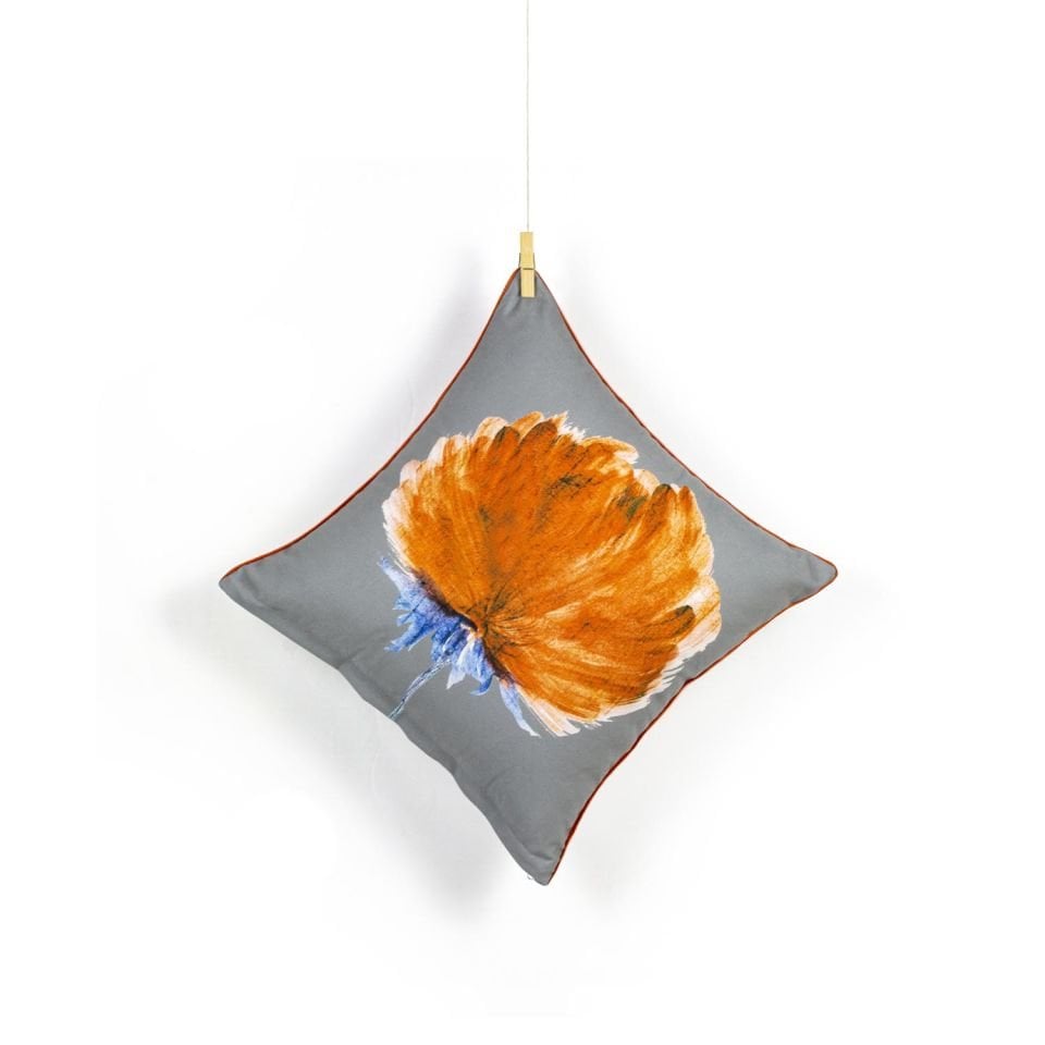 Turuncu Çiçek Baskılı Kırlent Kılıfı