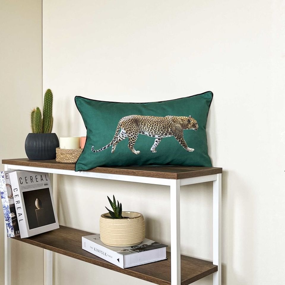 Kaplan Baskılı Kırlent Kılıfı