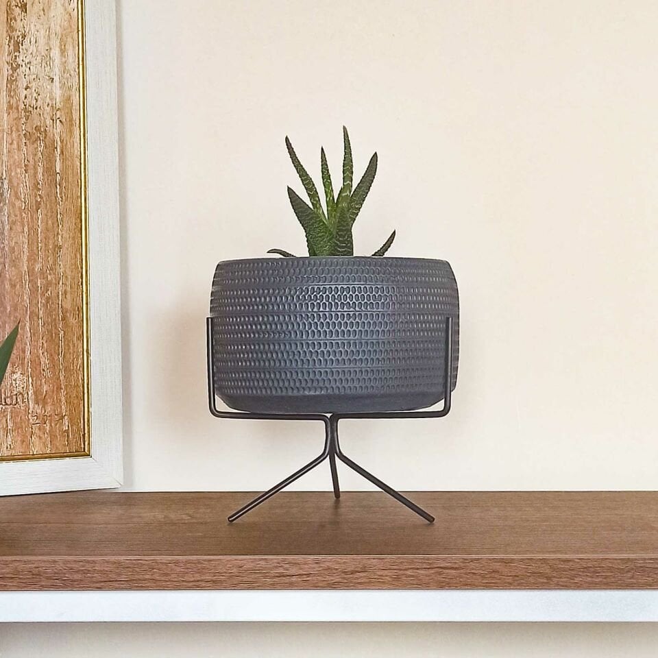 Tel Ayaklı Saksı Siyah