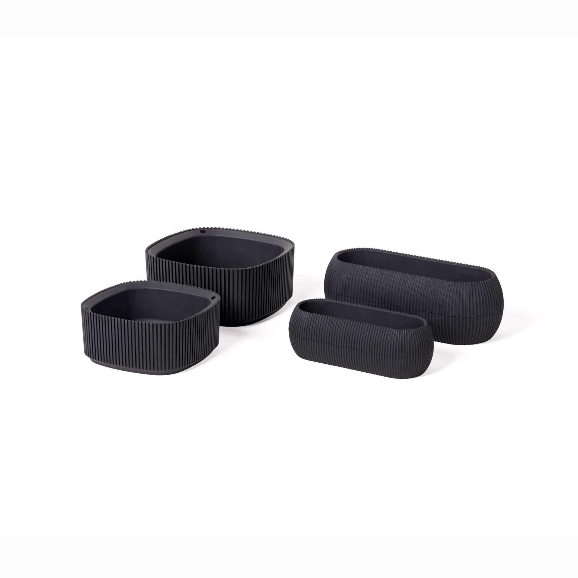 4'lü Aranjman Saksı Seti Siyah